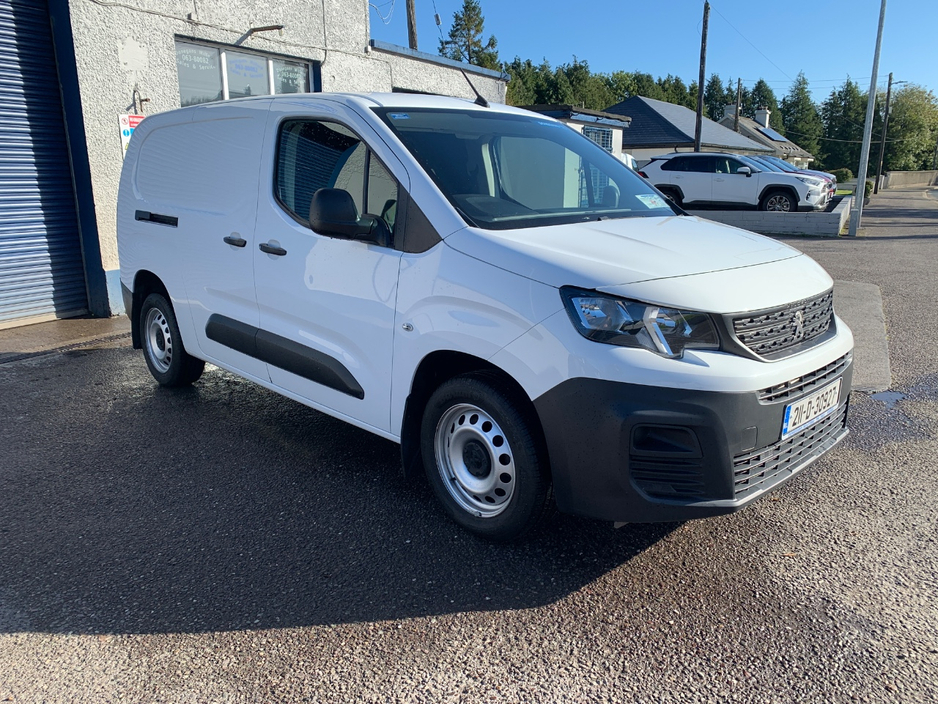 2021 Peugeot Partner 1.5L Diesel For Sale Images