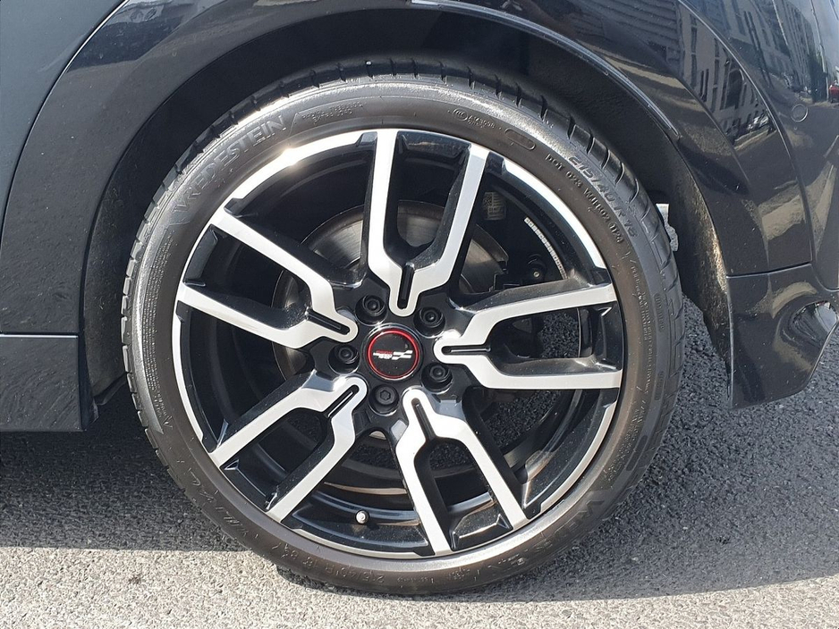 2024 MINI Hatch 2L Petrol For Sale Images