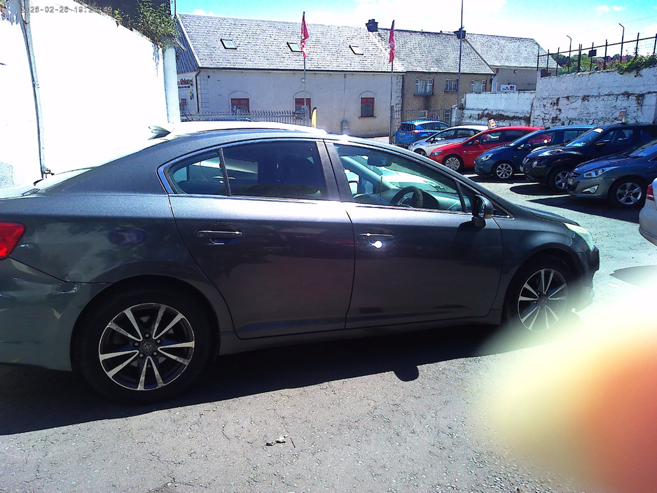 2012 Toyota Avensis 2L Diesel For Sale Images