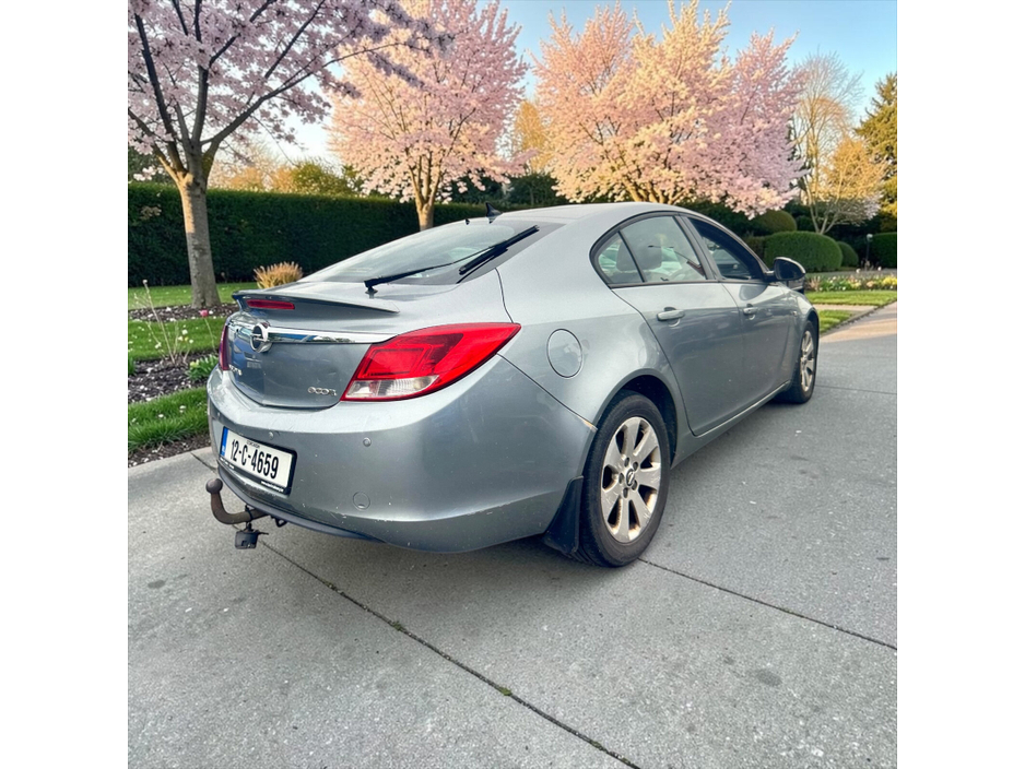 2012 Opel Insignia 2L Diesel For Sale Images