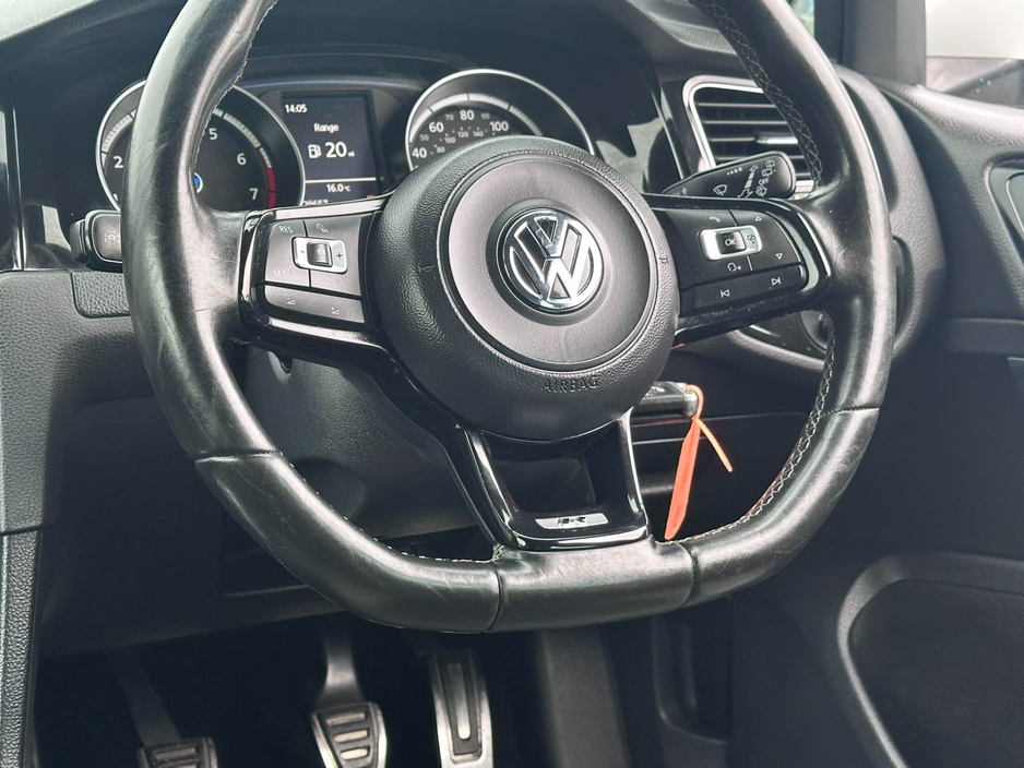 2014 Volkswagen Golf 2L Petrol For Sale Images