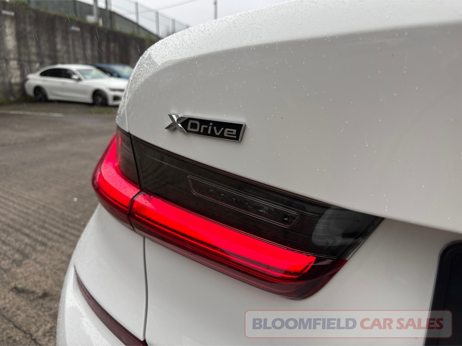 BMW 3 Series 320D MSPORT , AUTO // PRISTINE — thumbnail 33