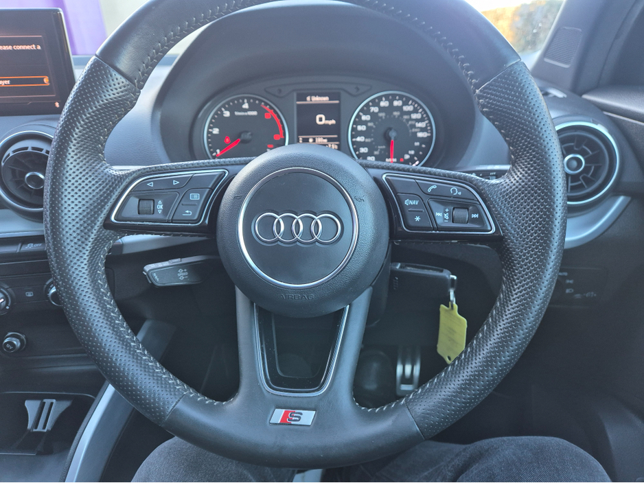 2020 Audi Q2 1.6L Diesel For Sale Images