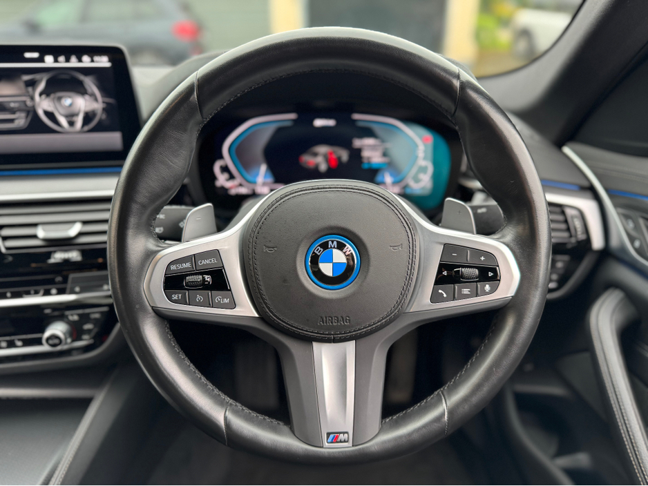 2023 BMW 5 Series 2.0L Petrol Plug-in Hybrid For Sale Images