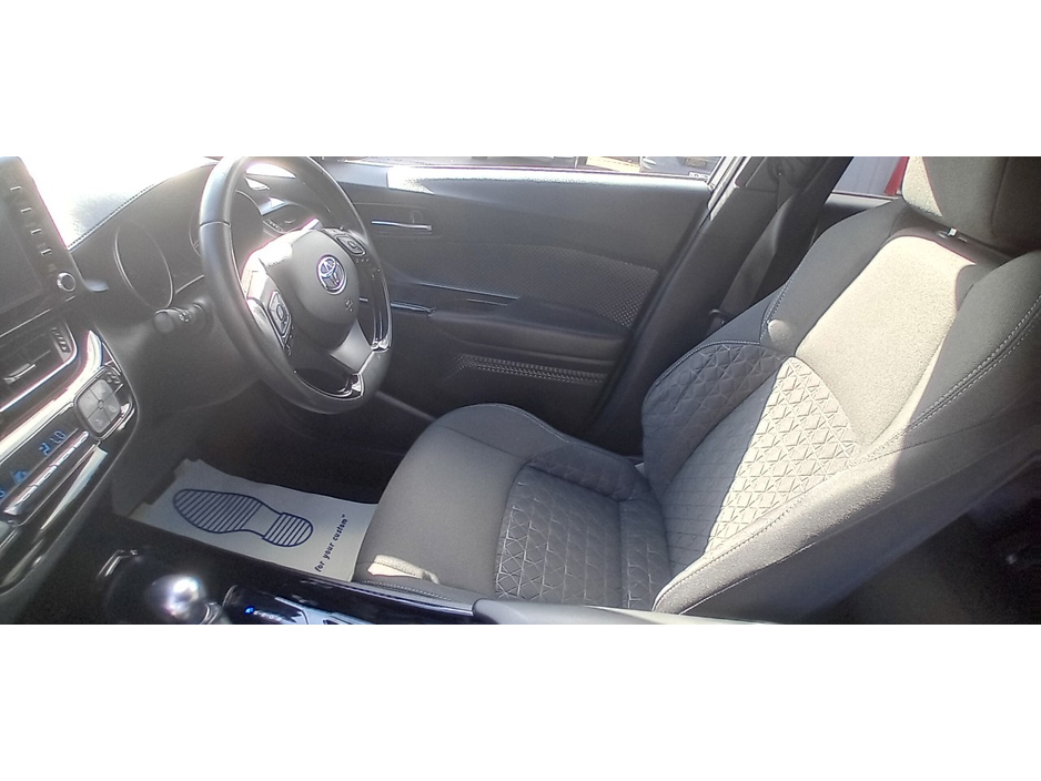 2022 Toyota C-HR 1.8L Petrol Hybrid For Sale Images