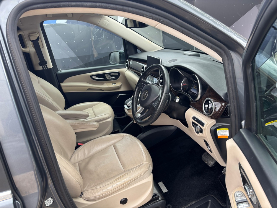 2018 Mercedes-Benz V Class 2.1L Diesel For Sale Images