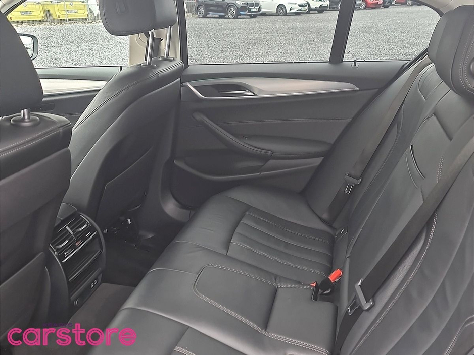 BMW 5 Series 530e SE Auto — thumbnail 10