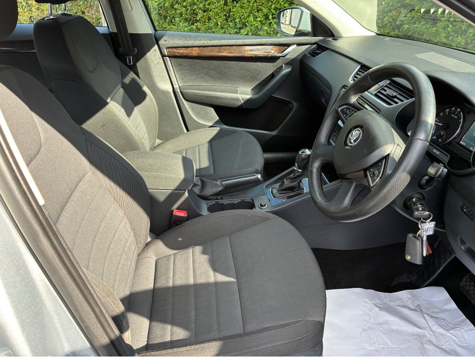 2014 Skoda Octavia 1.6L Diesel For Sale Images