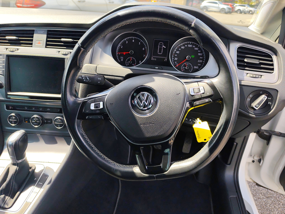 Volkswagen Golf 1.2 Petrol Auto Estate — thumbnail 13