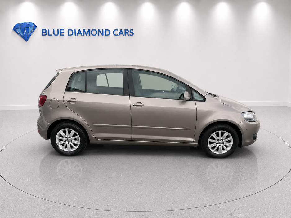 2012 Volkswagen Golf 1.6L Diesel For Sale Images
