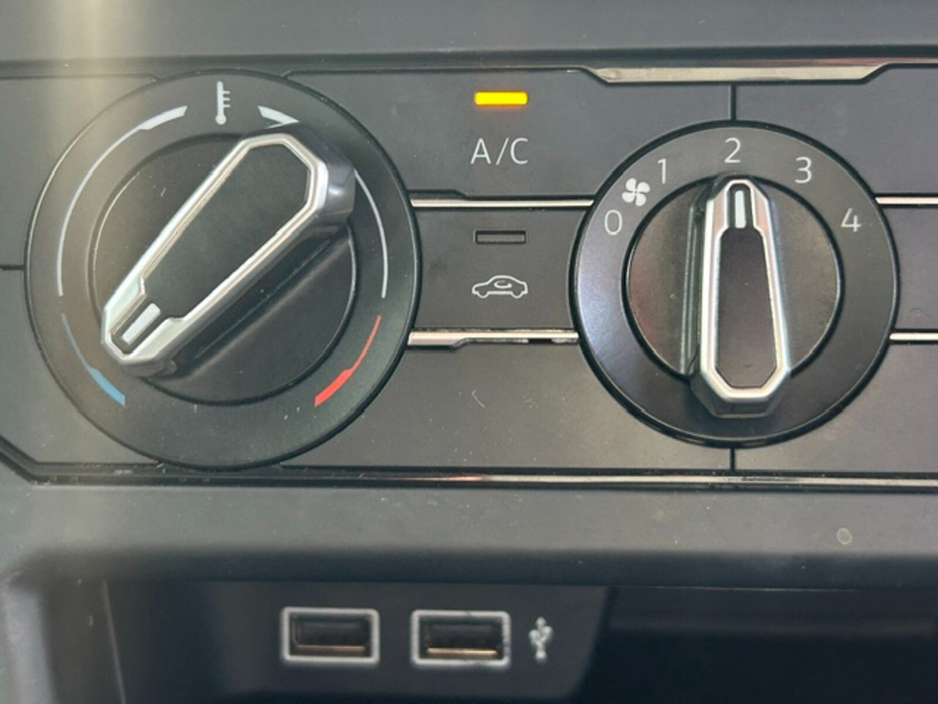 2019 Volkswagen Polo 1L Petrol For Sale Images