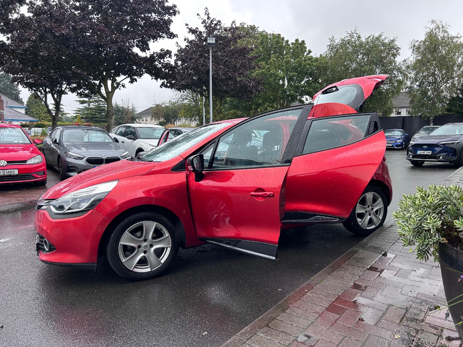 2015 Renault Clio 1.1L Petrol For Sale Images