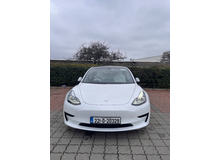 Tesla Model 3 BQB1S5N 4DR AUTO