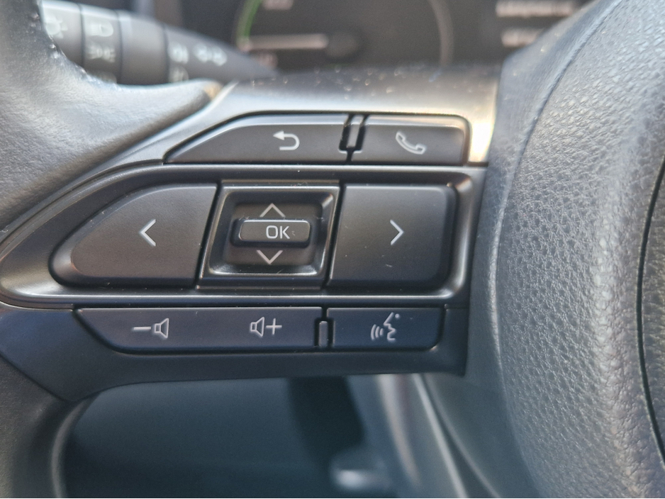 2022 Toyota Yaris 1.5L Petrol Hybrid For Sale Images