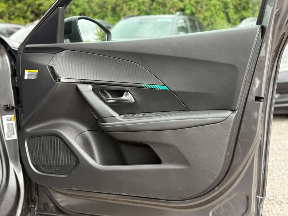 2022 Peugeot 2008 1.5L Diesel For Sale Images