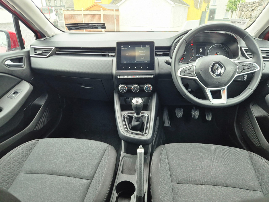 2022 Renault Clio 1L Petrol For Sale Images