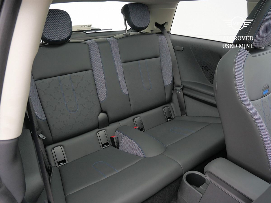 2024 MINI Hatch 1.5L Petrol For Sale Images