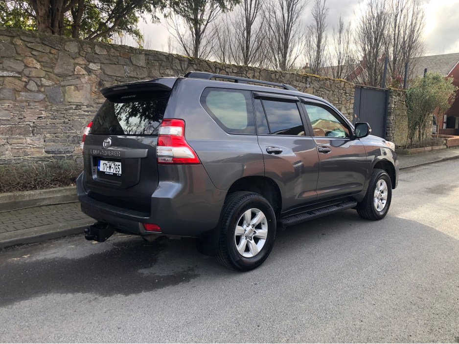 2017 Toyota Landcruiser 2.8L Diesel For Sale Images