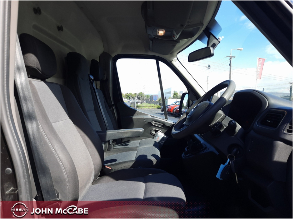2024 Nissan Interstar 2.3L Diesel For Sale Images