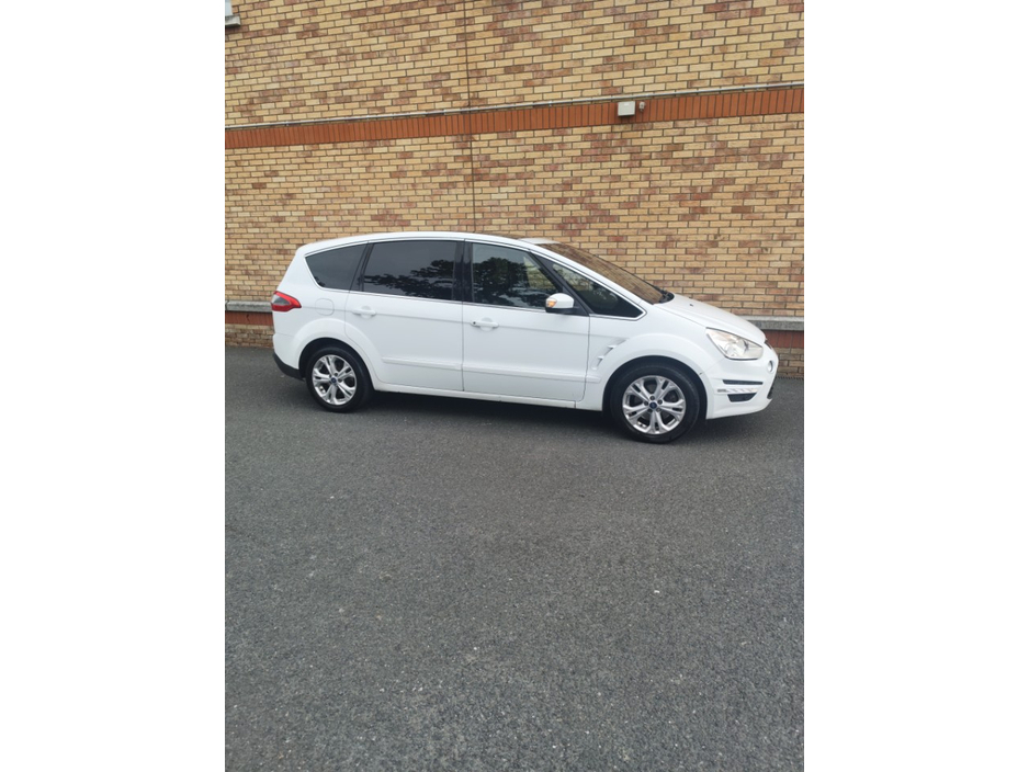 2013 Ford S-Max