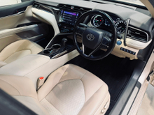 2019 Toyota Camry 2.5L Petrol Hybrid For Sale Images