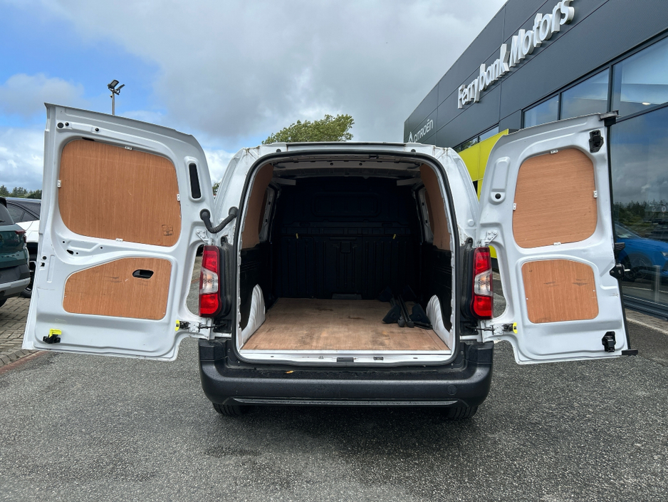 2023 Opel Combo 1.5L Diesel For Sale Images