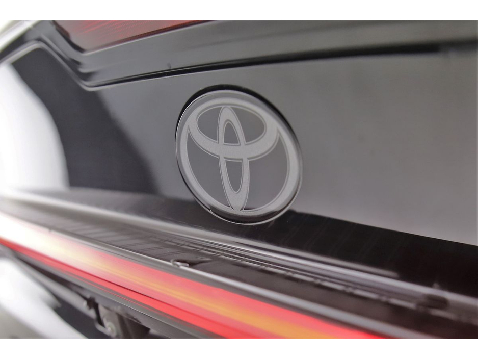 Toyota Prius *JUST REDUCED* 1.8 SELF CHARGING HYBRID *REVERSE CAM*PARK SENSORS* — thumbnail 26