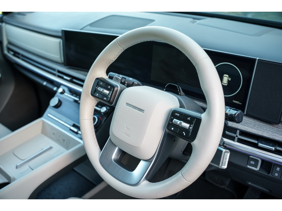 2025 Hyundai Santa Fe 1.6L Petrol Plug-in Hybrid For Sale Images