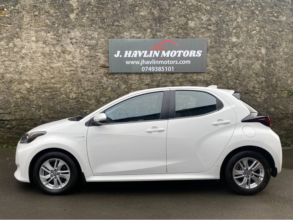2021 Toyota Yaris 1.5L Petrol Hybrid For Sale Images