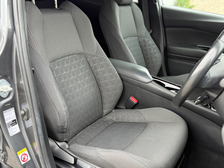 2020 Toyota C-HR 1.8L Petrol Hybrid For Sale Images