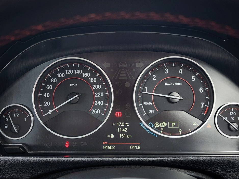 2013 BMW 3 Series 2L Petrol For Sale Images