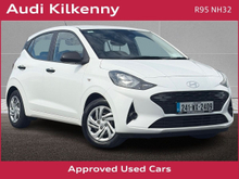 Hyundai i10 CLASSIC 1.0 5DR *1 OWNER - PRISTINE CAR - IN STOCK & READY FOR COLLECTION*