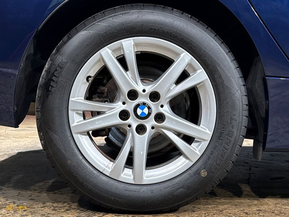 BMW 2 Series 1.5 AUTOMATIC - FACTORY ALLOYS - REVERSE CAMERA — thumbnail 10