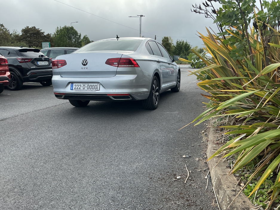 2022 Volkswagen Passat 1.4L Hybrid For Sale Images