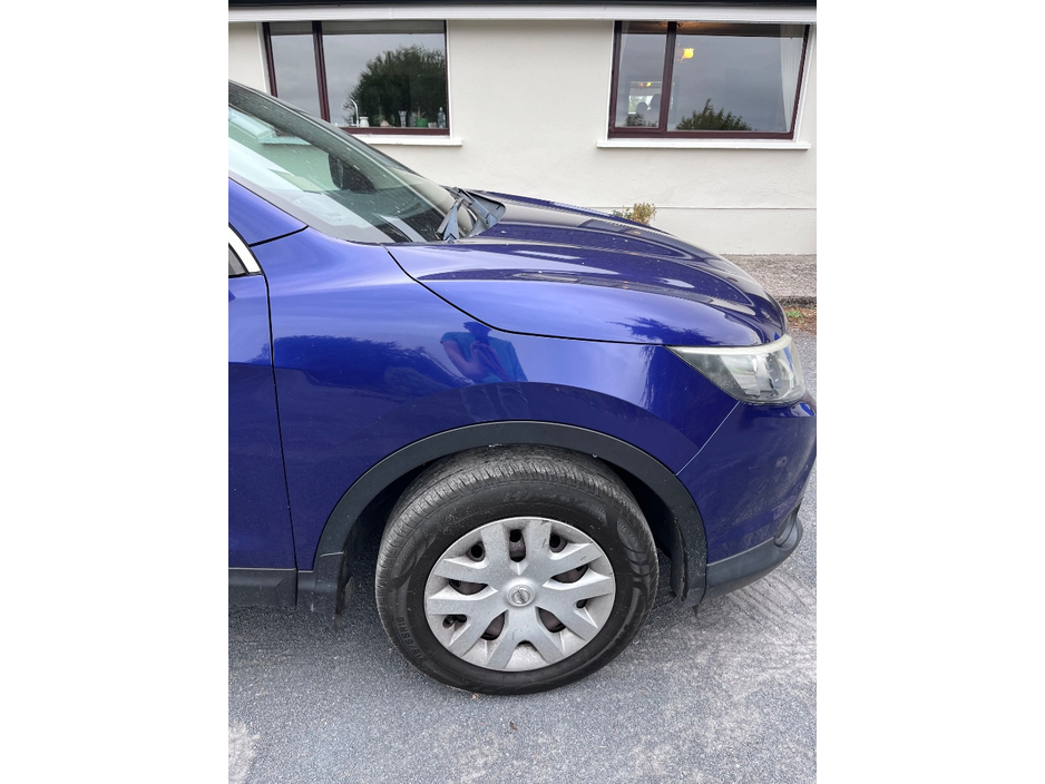 Nissan Qashqai 1.2 PET XE 4DR — thumbnail 6