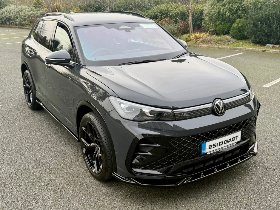 2025 Volkswagen Tiguan 1.5L Petrol Plug-in Hybrid For Sale Images