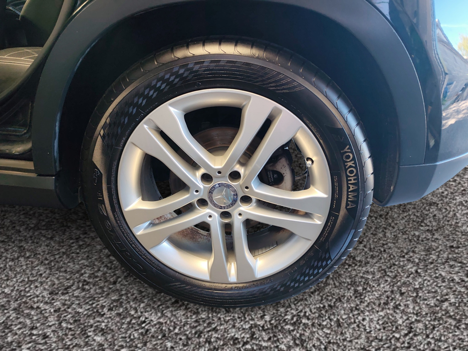 Mercedes-Benz GLA Class 1.6 Petrol Auto — thumbnail 19
