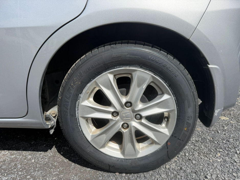 Honda Fit — thumbnail 8