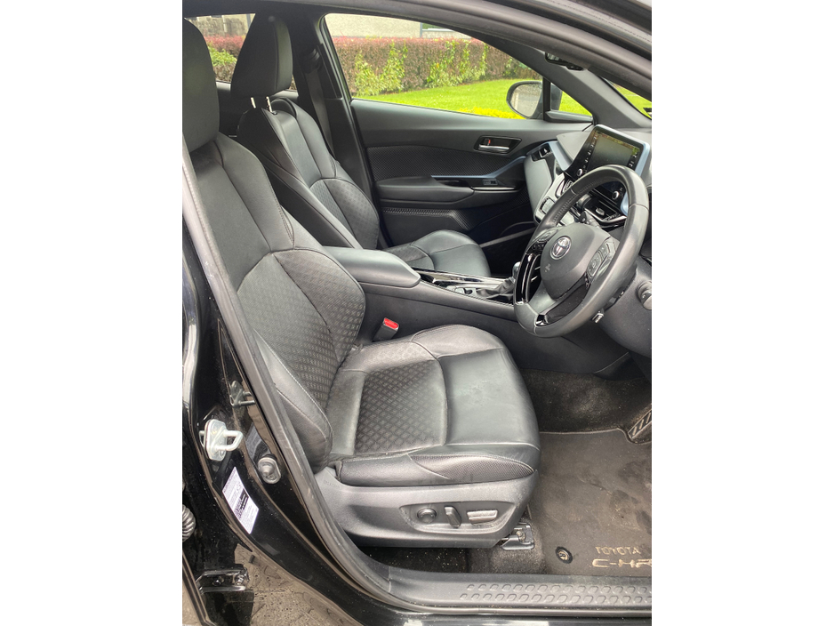2020 Toyota C-HR 1.8L Petrol Hybrid For Sale Images