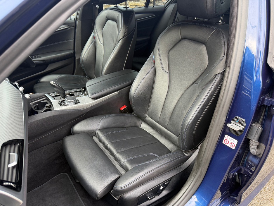 2019 BMW 5 Series 2L Petrol Plug-in Hybrid For Sale Images