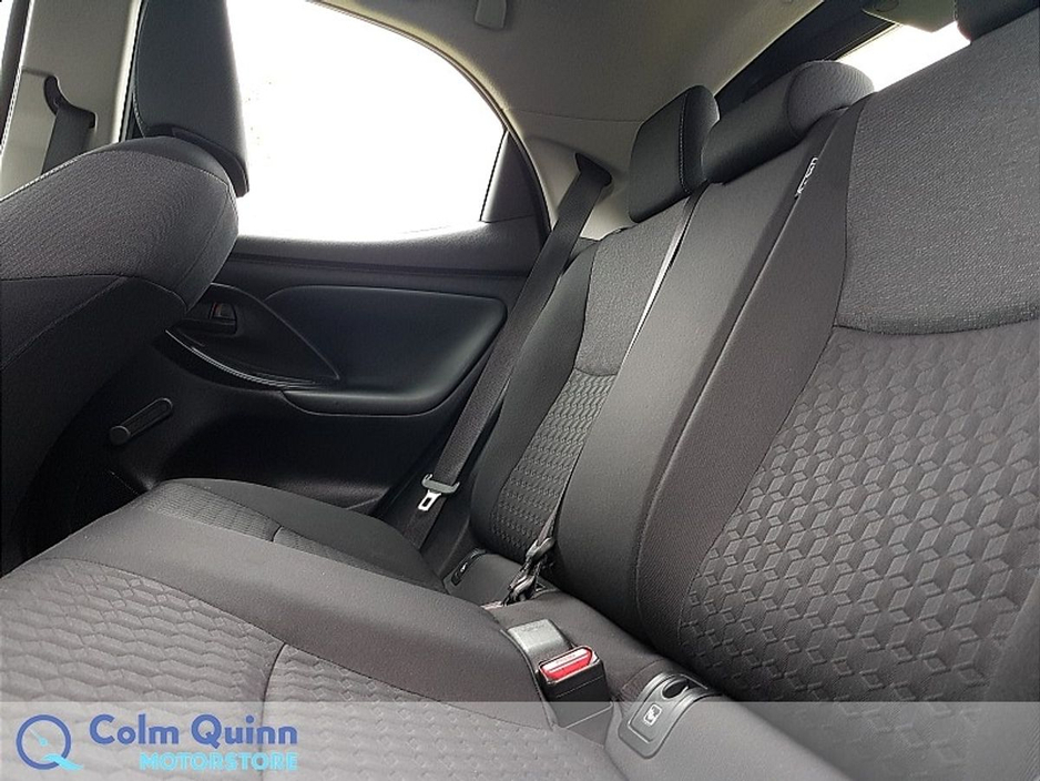 Used Toyota Yaris 1.5 Hybrid 5Dr Luna (2023 (231))