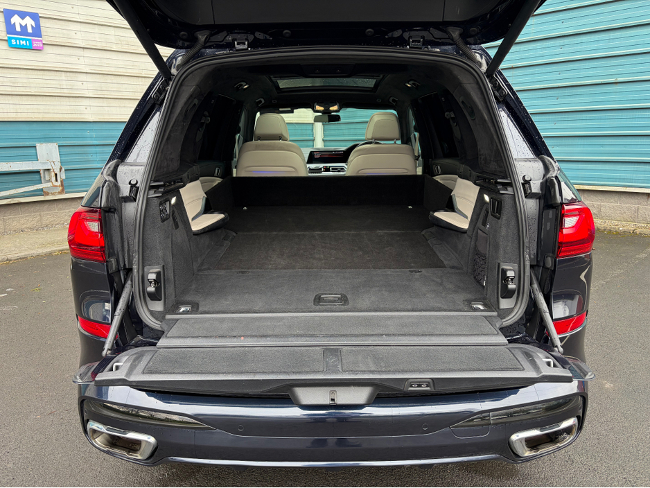 2021 BMW X7 3L Diesel For Sale Images