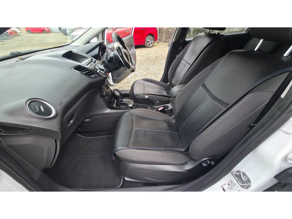 Ford Fiesta — thumbnail 25