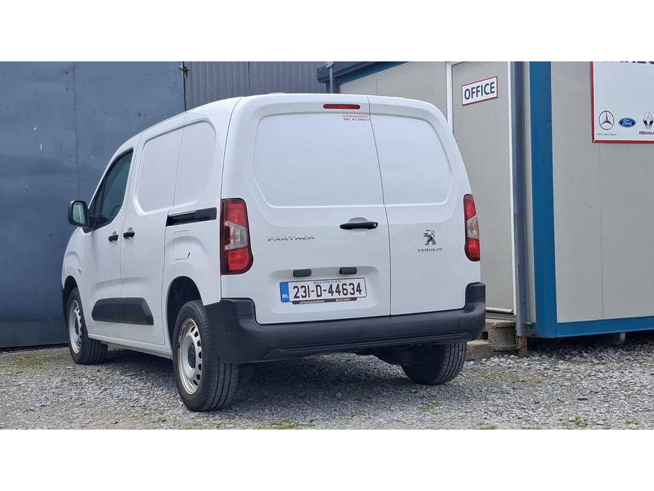 2023 Peugeot Partner 1.5L Diesel For Sale Images