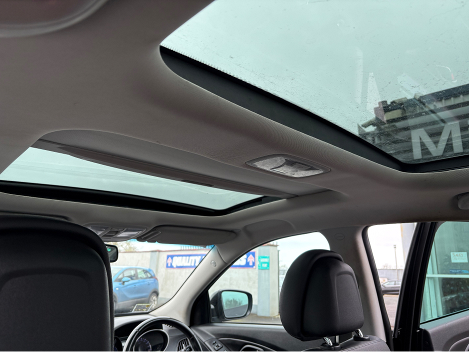 2014 Hyundai ix35 1.7L Diesel For Sale Images