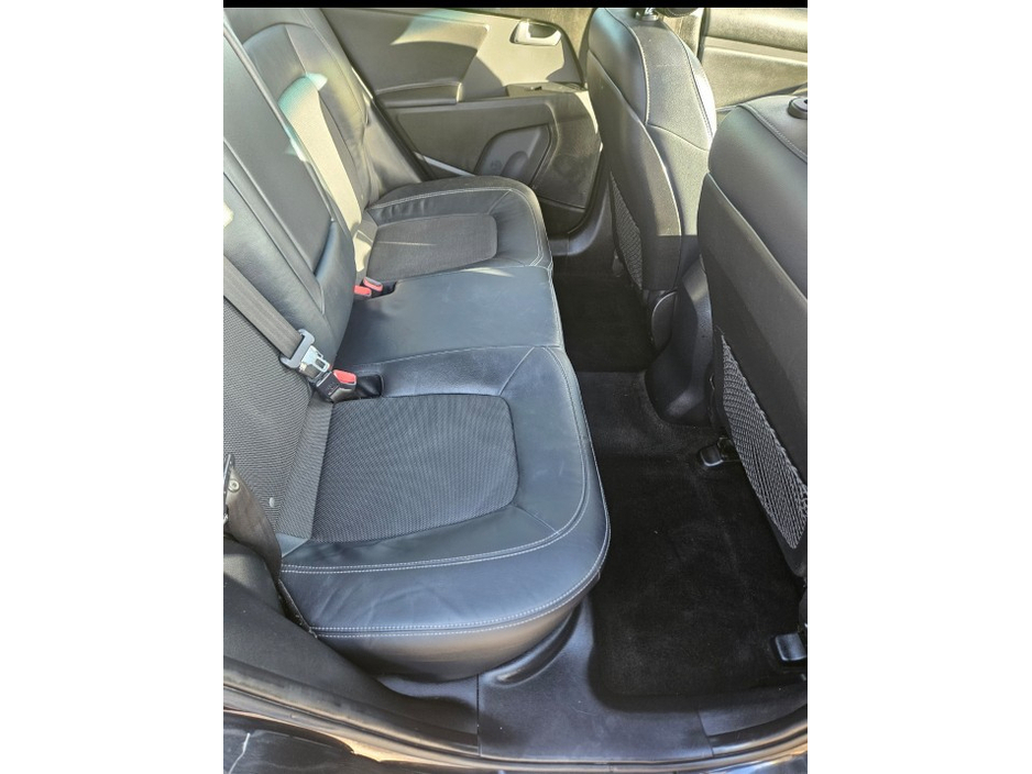 Kia Sportage 1.7 EXS 4DR — thumbnail 7