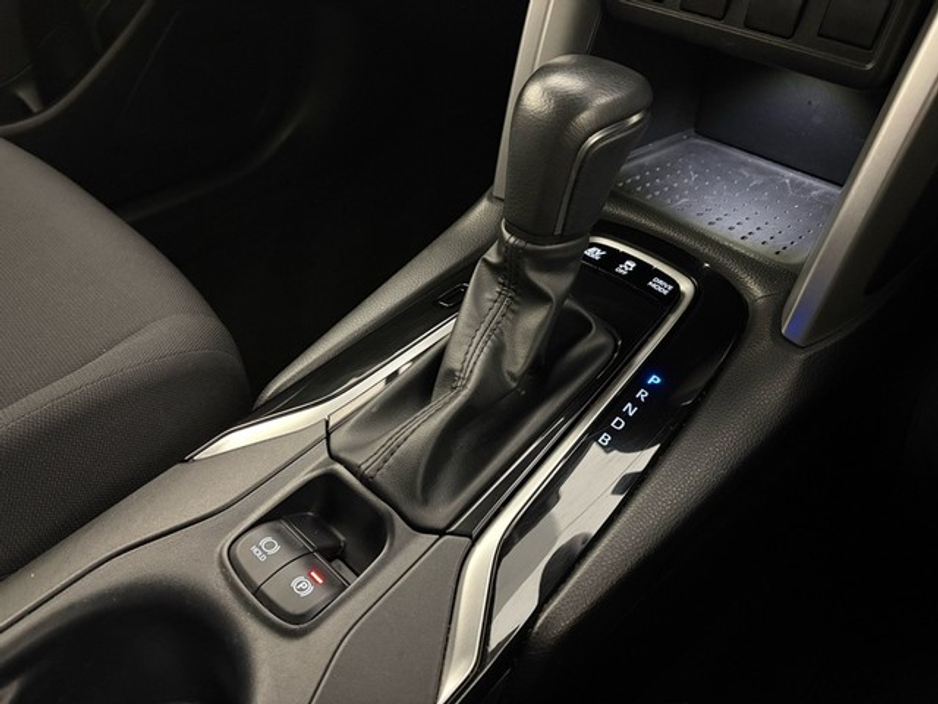 Toyota Corolla Cross Sport Hybrid — thumbnail 14