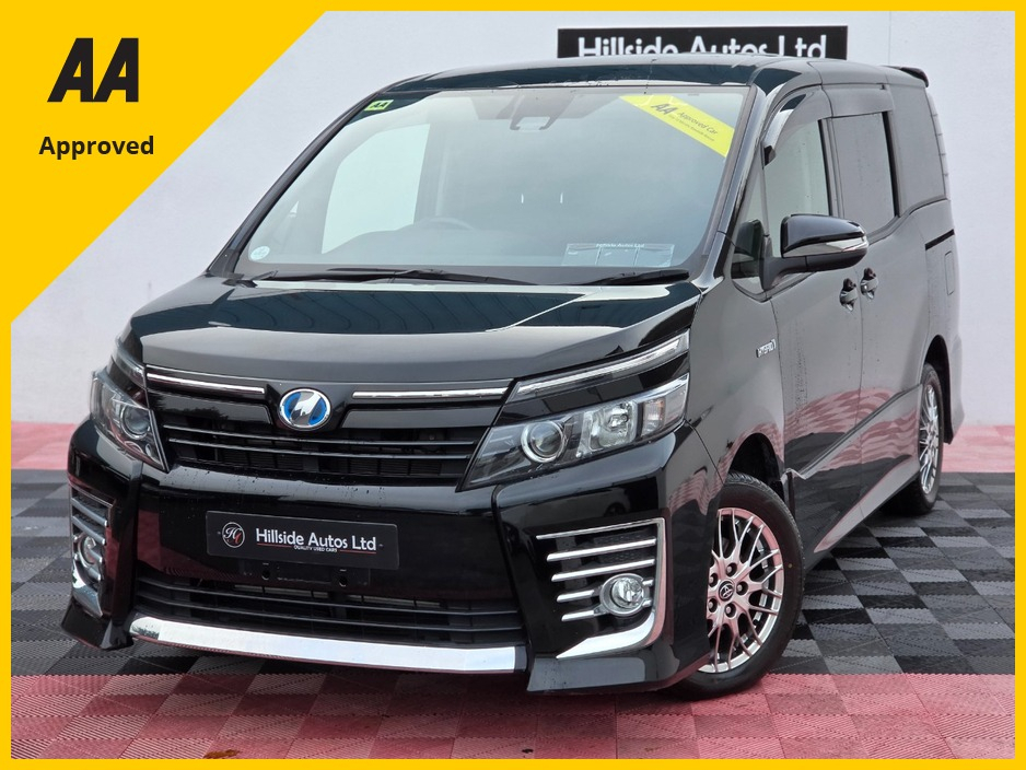 2016 Toyota Voxy For Sale Images