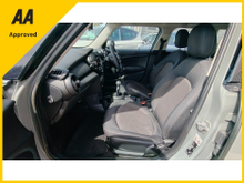 2019 MINI Hatch 1.5L Petrol For Sale Images