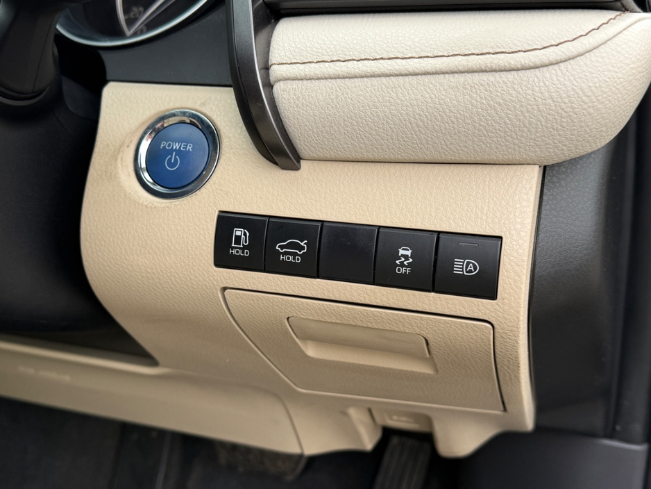 2021 Toyota Camry 2.5L Petrol Hybrid For Sale Images